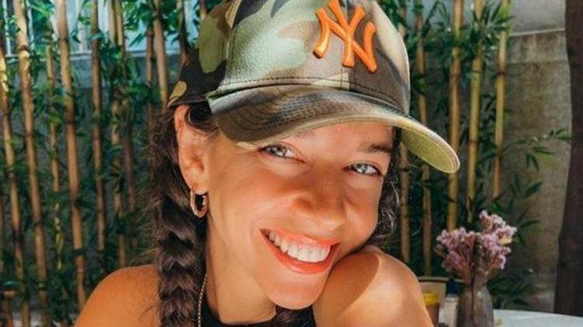 Elvin Levinler yoga pozlarıyla sosyal medyada dalga konusu oldu! 'Belin kırılacak'