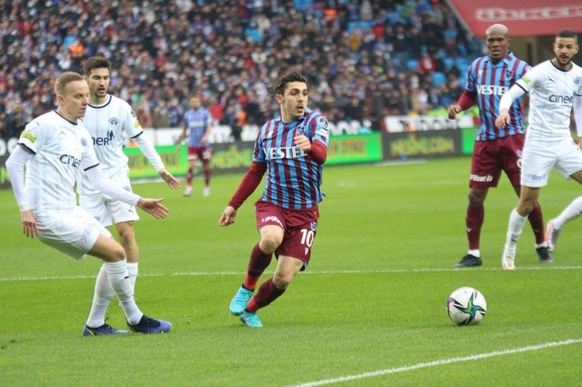 Ezeli rakiplerinin 20 puan önünde ama hala yaranamadı! Akılalmaz yorum 'Mahkum...'