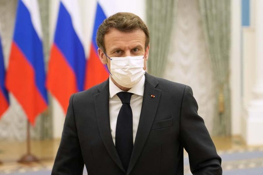 Ukrayna, Rusya'ya karşılık Bayraktar TB2'leri sahaya sürüyor! Macron Kremlin'deki görüntüsüyle alay konusu oldu...