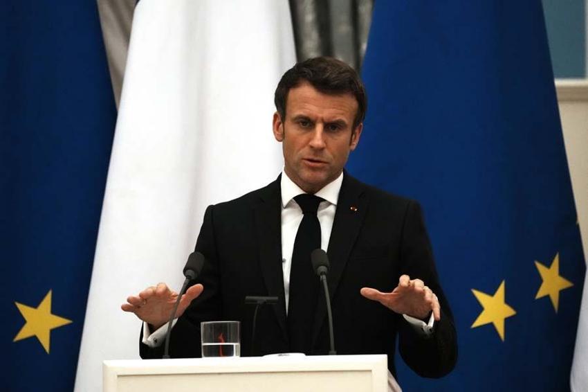 Ukrayna, Rusya'ya karşılık Bayraktar TB2'leri sahaya sürüyor! Macron Kremlin'deki görüntüsüyle alay konusu oldu...