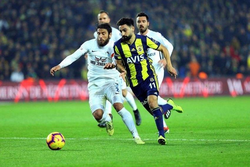 Pereira haklı çıktı! Yıldız futbolcu 'Mehmet Ekici'ye' benzedi Mesut Özil ayrılık için geri sayıma geçti