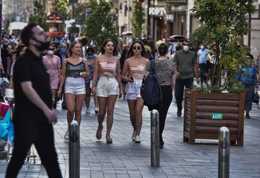 İl il rakamlar belli oldu! İstanbul'da hangi ilden kaç kişi yaşıyor? İşte şaşırtıcı sonuçlar...