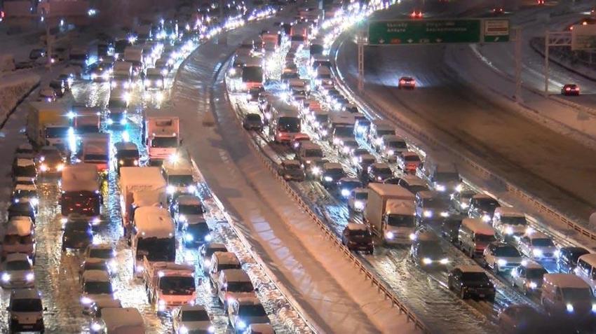 Kar geri dönüyor! Meteoroloji'den son dakika açıklaması! İstanbul, Ankara, İzmir ve Antalya dahil 55 kentte alarm