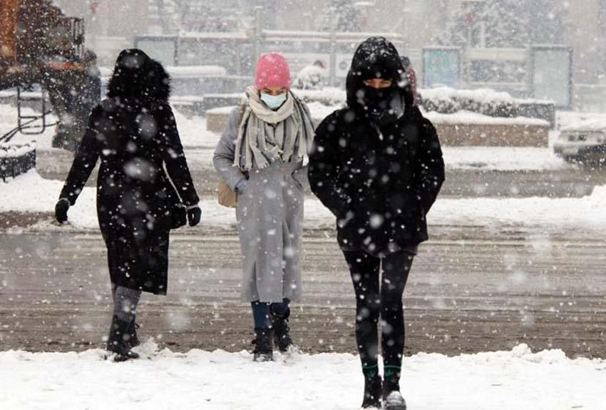 Kar yağışı tekrar başlıyor! Meteoroloji son dakika duyurdu! 8 derece birden düştü, onlarca kente flaş uyarı...