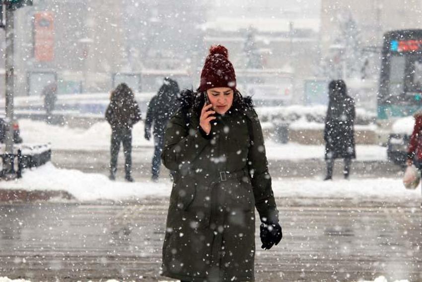 Kar yağışı tekrar başlıyor! Meteoroloji son dakika duyurdu! 8 derece birden düştü, onlarca kente flaş uyarı...