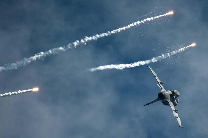 Dünyanın en tehlikeli ülkesinde 60 nükleer bomba! İşte elinde en çok nükleer silah bulunan ülkeler...