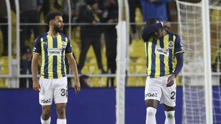 4 yılda 1 kupa kaldıramadı tribünler çığrından çıktı! Ali Koç'tan flaş istifa kararı