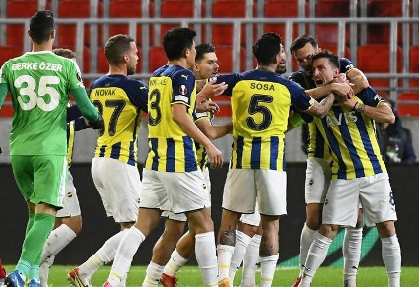 Fenerbahçe'de yumruk yumruğa kavga! Yıldız futbolcu meydan okudu 'Bırakın gelsin'