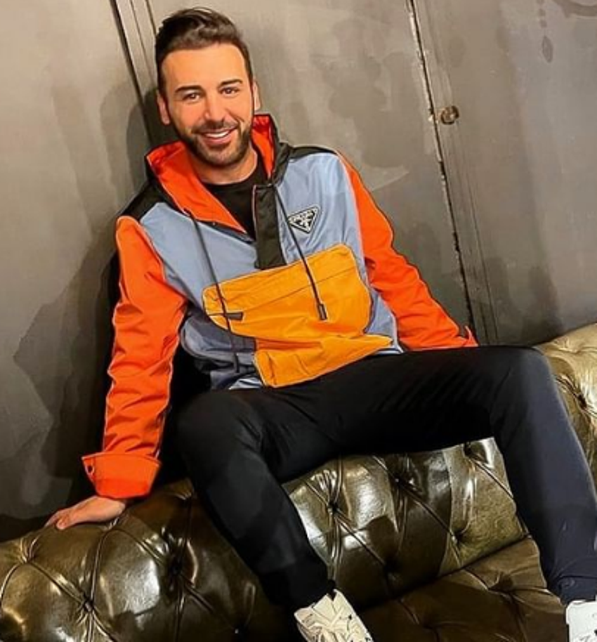 Emre Kaya'nın eski eşi olan menajeri Demir'den "yaş" açıklaması!