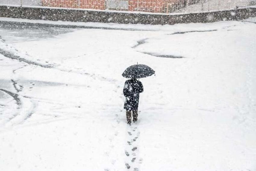 Kar yağışı geliyor! Meteoroloji son dakika açıkladı! Hava durumu değişiyor, tarih belli oldu! İstanbul, Ankara ve birçok ilde...