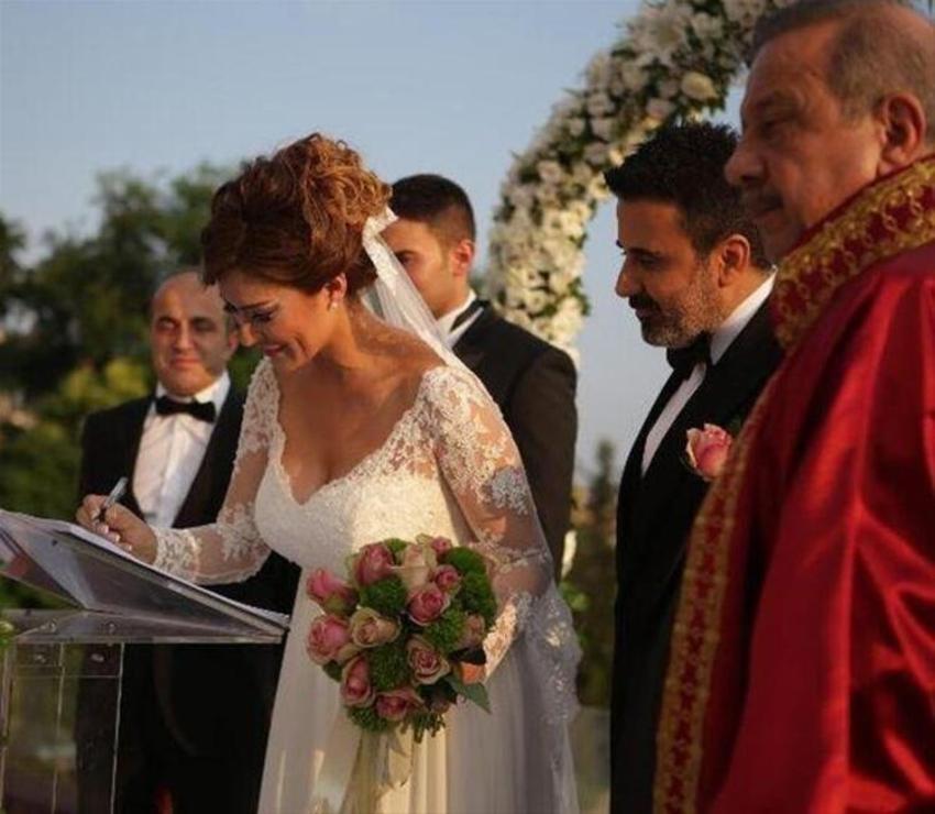 Emrah ve Sibel Erdoğan'ın boşanması ile ilgili yeni iddia: Paracı bir kadın değil ama...