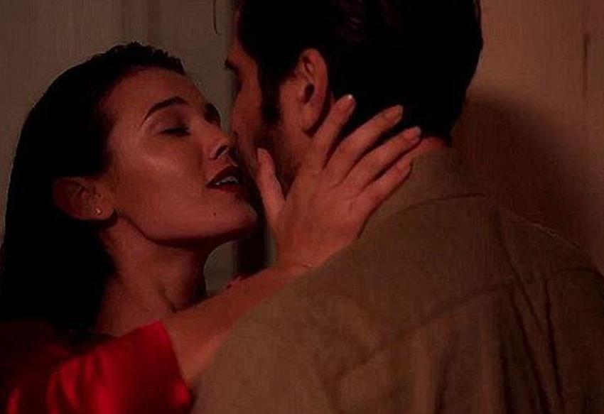  Pınar Deniz ve Yiğit Kirazcı'nın ayrılık nedeni öpüşme krizi mi? Demet Akalın'dan ilginç yorum
