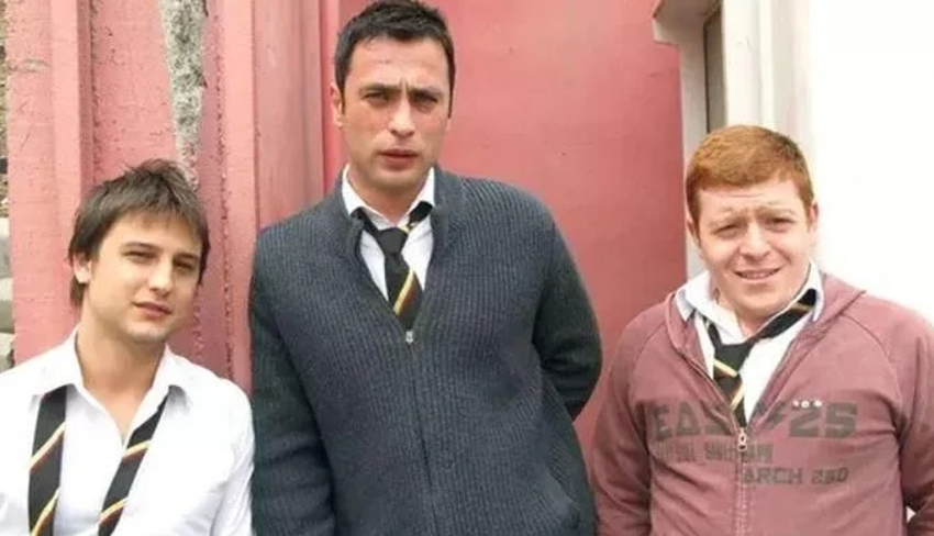 Arka Sıradakiler’in Oktay’ı Bülent Çetinaslan yıllara meydan okuyor!