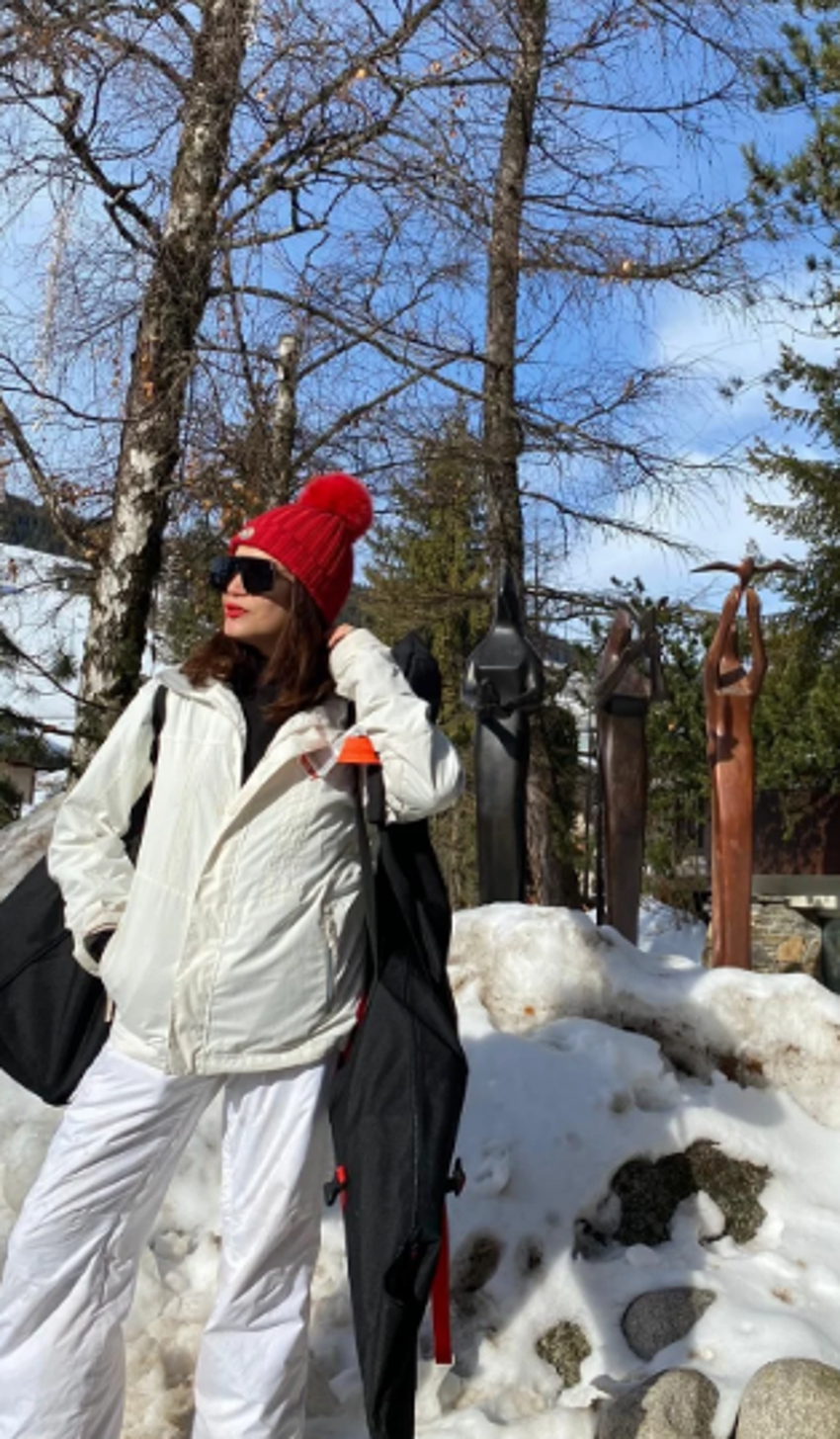 Ünlü oyuncu Feyza Civelek'ten kısa bir tatil kaçamağı!