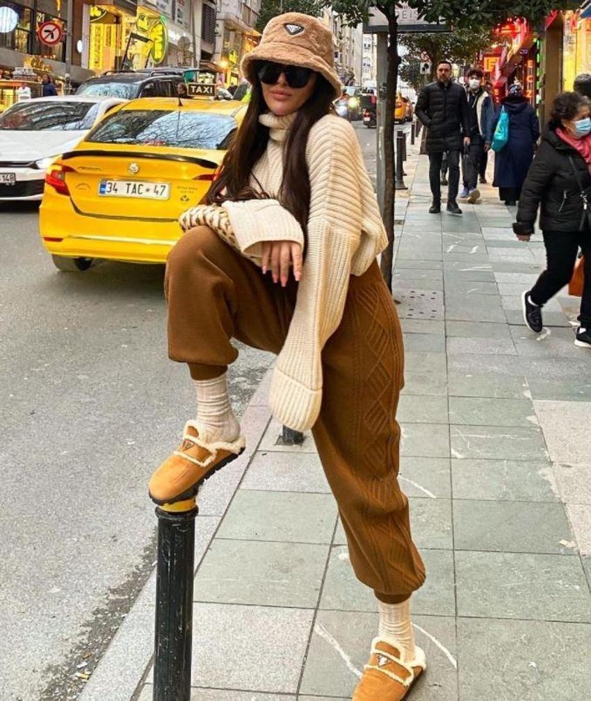 Selin Ciğerci'yi sinirlendiren 'adalet' yorumu! Takipçisine cevap verdi: Para ağacından topluyorum