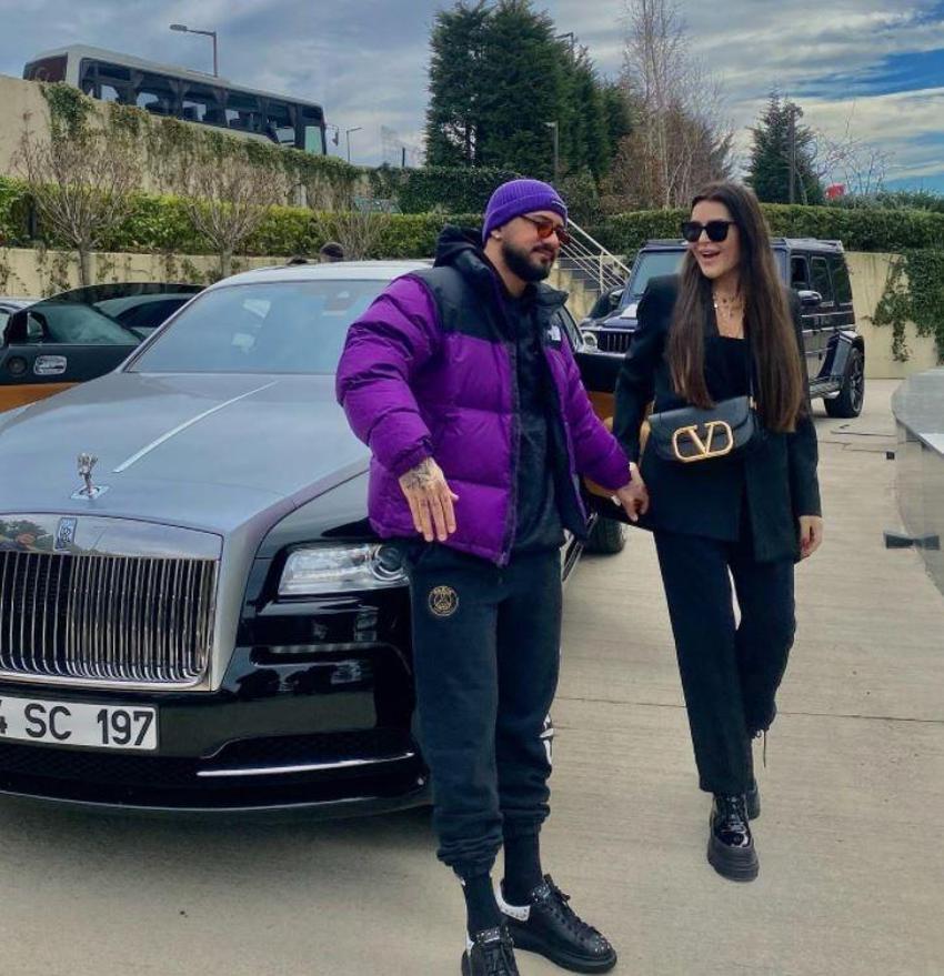 Selin Ciğerci'yi sinirlendiren 'adalet' yorumu! Takipçisine cevap verdi: Para ağacından topluyorum