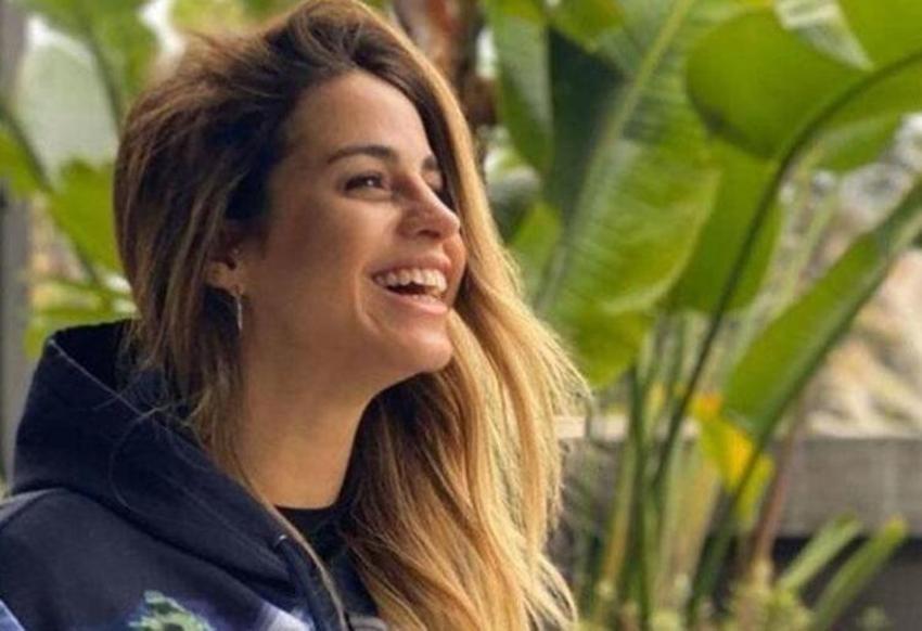 Büşra Pekin'den dikkat çeken açıklamalar: “Çantamda hep içlik taşırım!”