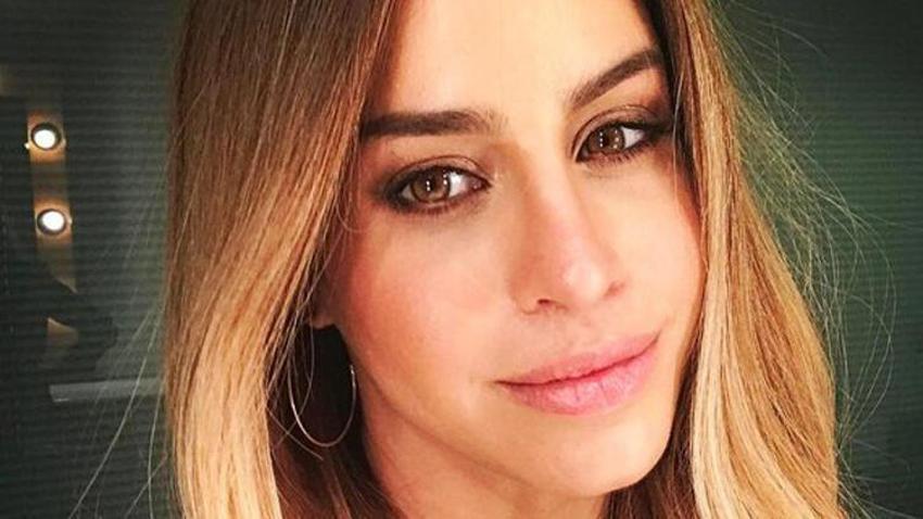 Büşra Pekin'den dikkat çeken açıklamalar: “Çantamda hep içlik taşırım!”