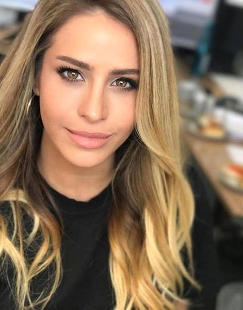 Büşra Pekin'den dikkat çeken açıklamalar: “Çantamda hep içlik taşırım!”