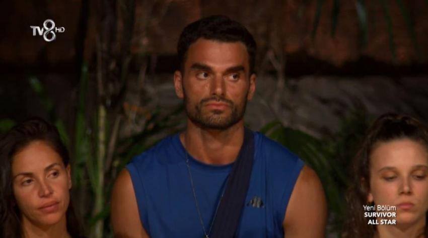 Survivor'da sürgün adasına kim gitti, Survivor'da eleme adayı kim oldu, işte dokunulmazlığı kazanan takım! Acun Ilıcalı açıkladı, şok hakaret sözleri...