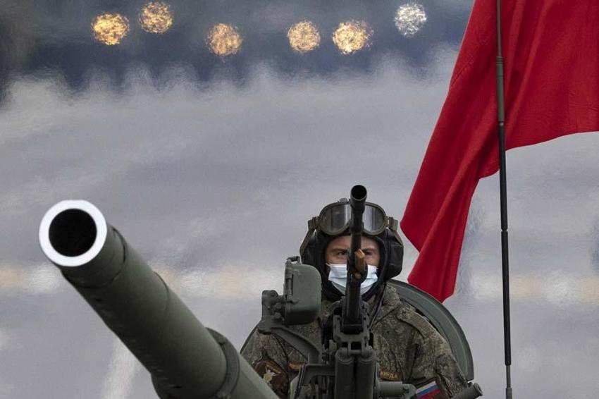 İngiltere'den Ukrayna'da darbe iddiası! Rusya saldırmaya başladı...