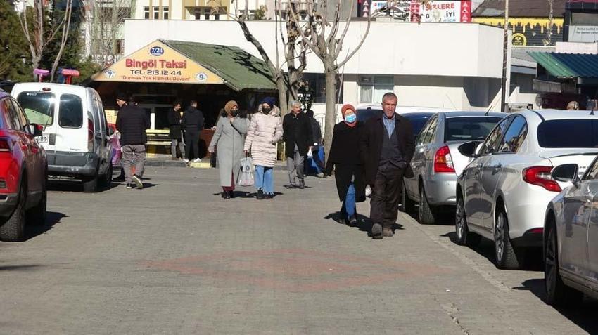 İllere göre haftalık vaka haritası belli oldu! Bakan Koca açıkladı: Zirvedeki iller değişti...