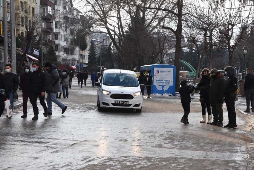İllere göre haftalık vaka haritası belli oldu! Bakan Koca açıkladı: Zirvedeki iller değişti...