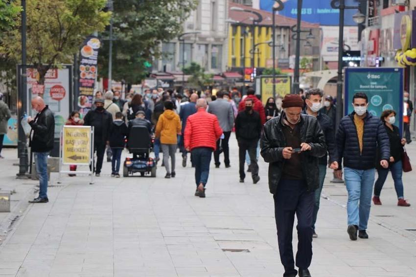 İllere göre haftalık vaka haritası belli oldu! Bakan Koca açıkladı: Zirvedeki iller değişti...