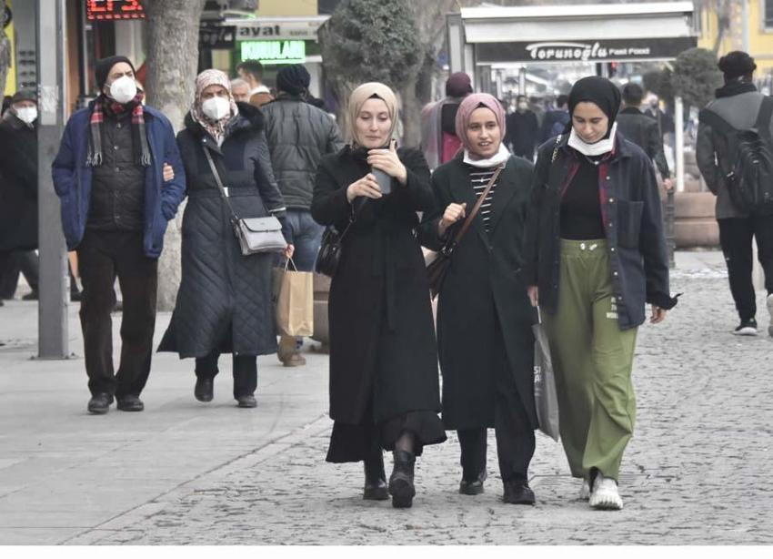 İllere göre haftalık vaka haritası belli oldu! Bakan Koca açıkladı: Zirvedeki iller değişti...