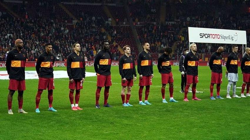 Burak Elmas 20 yıl önceki defteri açtı o teknik adama kapıları kapattı! 'İçeri giremez'