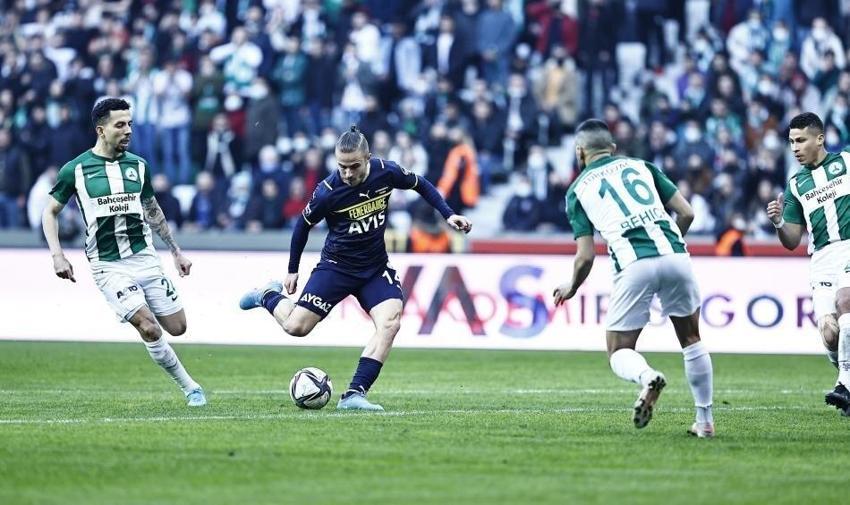 Fenerbahçe'de 4 yıldız şimdiden eşyalarını topladı! 2'si bedavaya diğer ikisi 45 milyon euro'ya...