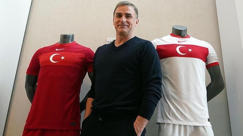 36'lık oyuncuyu tutup genç yıldızı takımdan göndermişti! 40 katı maaş 28 maçta 1 gol...