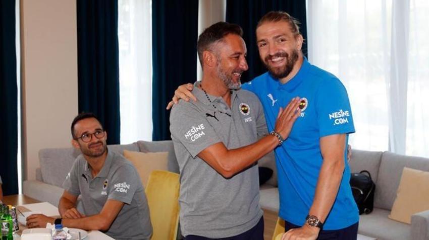 Önce Caner Erkin için Pereira ile Koç'u bombaladı ardından İrfan Can gerçeğini açıkladı!