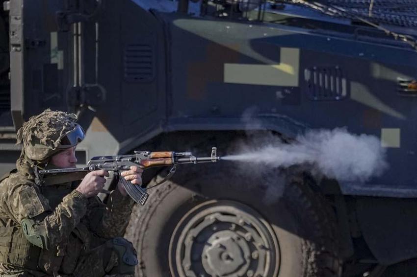 Dünya kırmızı alarmda! Rusya, Ukrayna'yı işgal edecek mi? Saatler kaldı, bölgeden son dakika gelişmeleri...