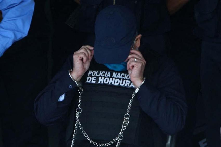 Honduras'ta eski devlet başkanı Juan Orlando Hernandez'i canlı yayında gözaltına aldılar!