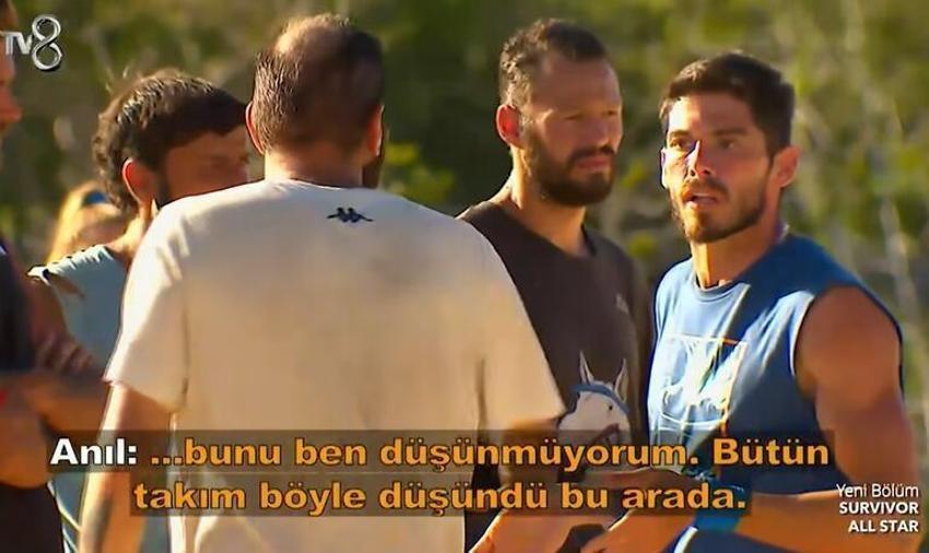 Mert'in Sude'e verdiği Sevgililer Günü çiçeği ortalığı karıştırdı! Nisa çıldırdı...