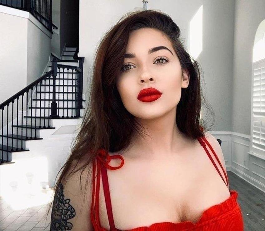 Kadın askerler fotoğrafları çekinmeden sosyal medyadan paylaştılar!