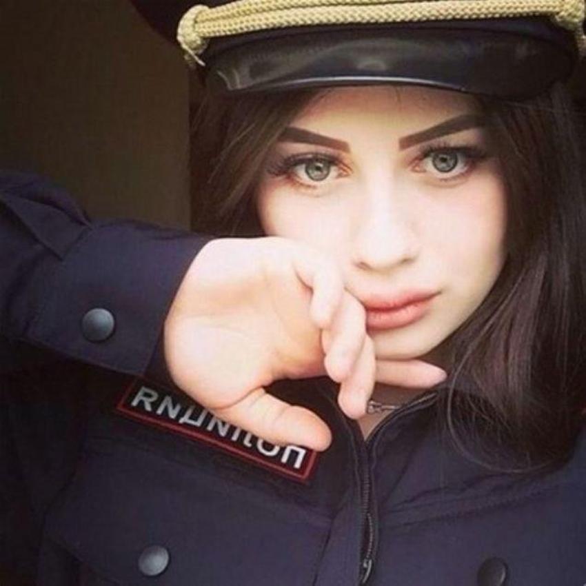 Kadın askerler fotoğrafları çekinmeden sosyal medyadan paylaştılar!