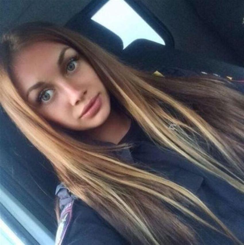 Kadın askerler fotoğrafları çekinmeden sosyal medyadan paylaştılar!