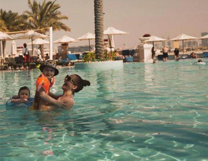 Meryem Uzerli tatilde! Dubai pozlarına beğeni yağdı...