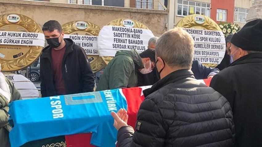 Usta sanatçı Arif Şentürk son yolculuğuna uğurlandı!
