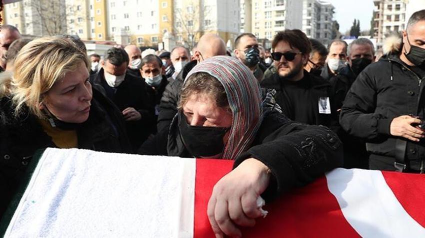 Usta sanatçı Arif Şentürk son yolculuğuna uğurlandı!