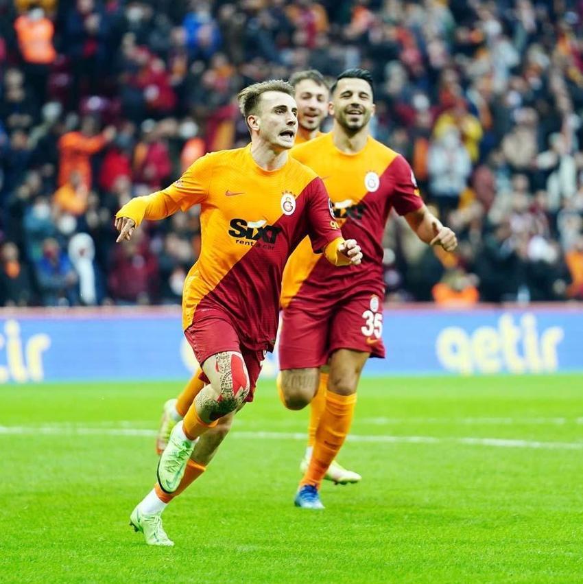 Galatasaray'ın yıldız oyuncusu Kerem Aktürkoğlu'ndan flaş sözler: Süper Lig ekipleriyle görüştüm!