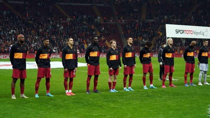 Hızlı başladı! İtalyan Sportif Direktörün ilk transferi ortaya çıktı!