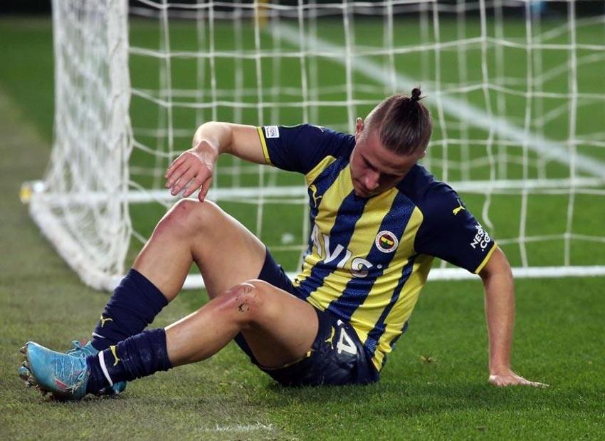 Dünkü maçtan sonra Ali Koç'a şok çağrı! 'Bu iki futbolcuyu bir dakika düşünmeden sat başkan'
