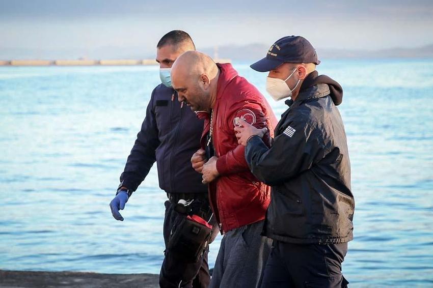 Yunanistan'da felaket! Yanan feribotta 237 yolcu arasında Türkler de vardı...