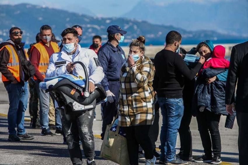 Yunanistan'da felaket! Yanan feribotta 237 yolcu arasında Türkler de vardı...