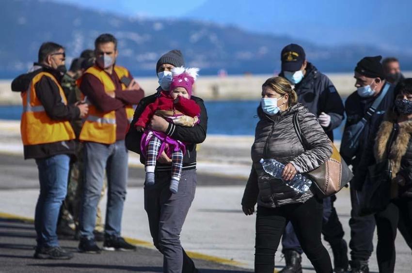 Yunanistan'da felaket! Yanan feribotta 237 yolcu arasında Türkler de vardı...