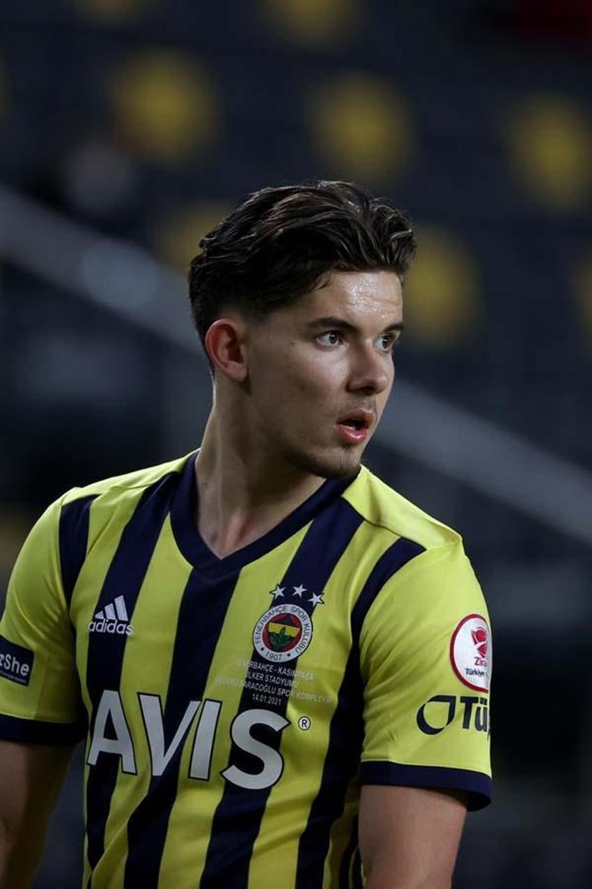 Transferde Fenerbahçe'ye tarihi Ferdi Kadıoğlu çalımı! Galatasaray, Beşiktaş ve Trabzonspor...