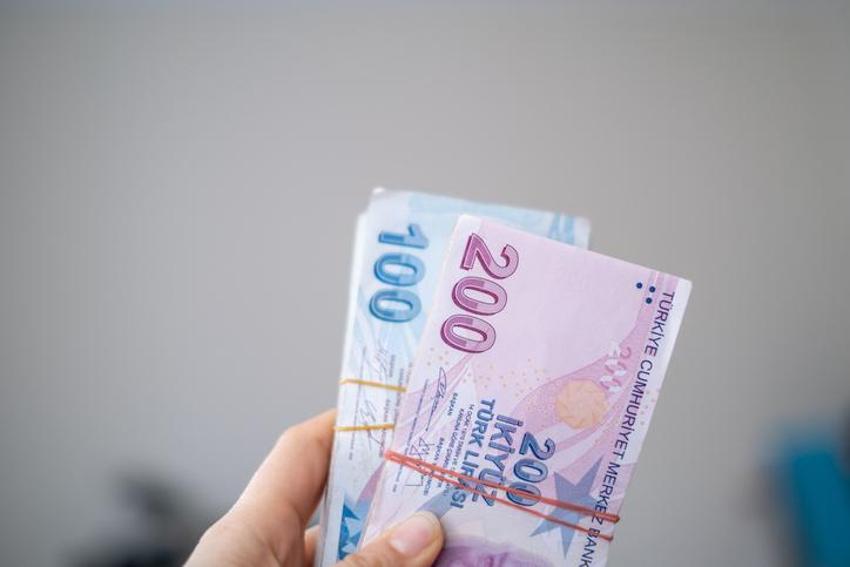 Kredi faiz oranları değişti, bankalar resmen duyurdu! Ziraat Bankası, Vakıfbank, Halkbank ve...